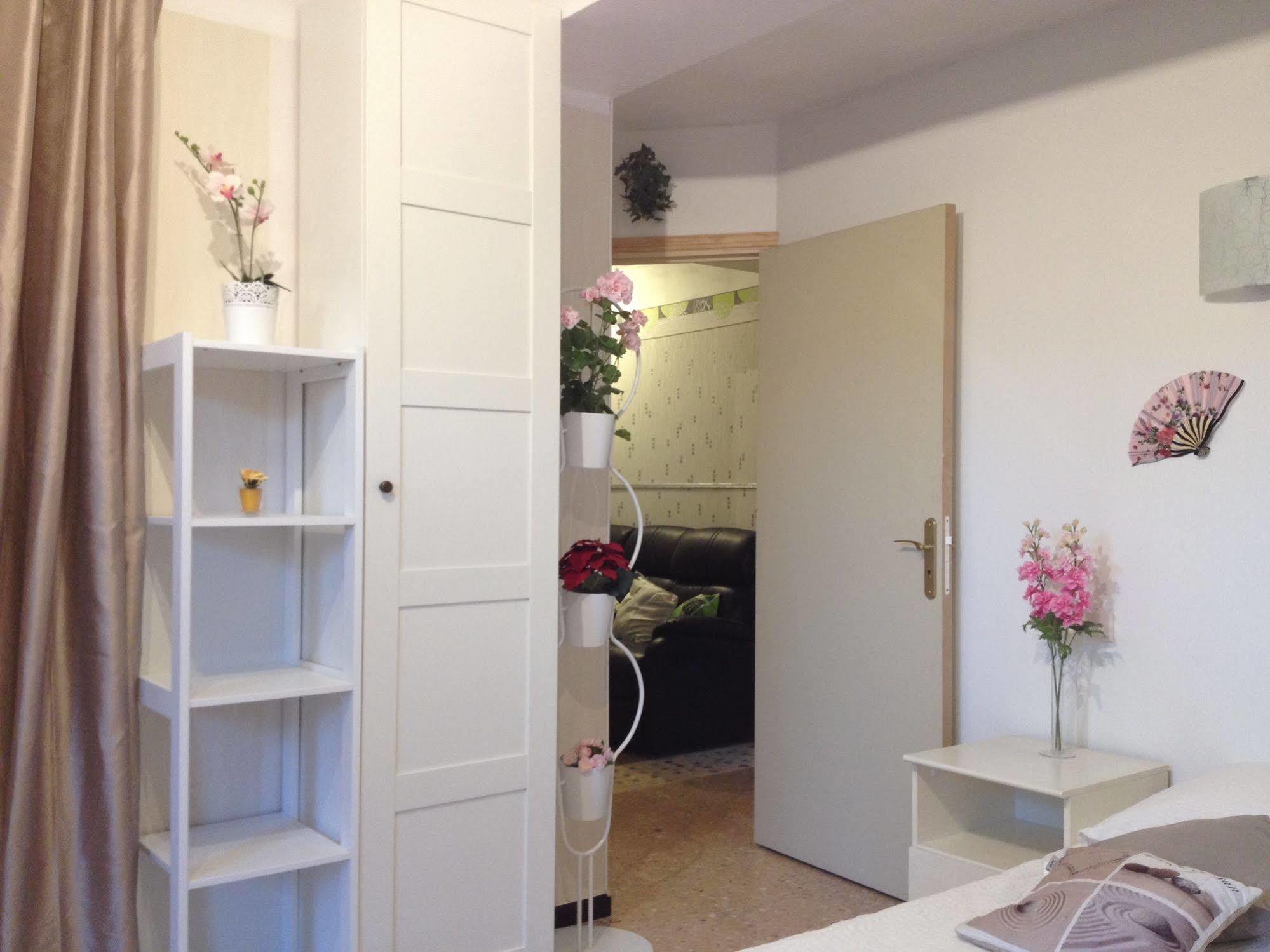 Appartement La Plage En Provence Le Pradet Eksteriør bilde